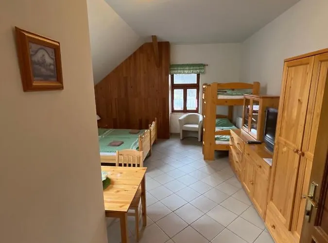 Sokoli Hnizdo Affittacamere 3*